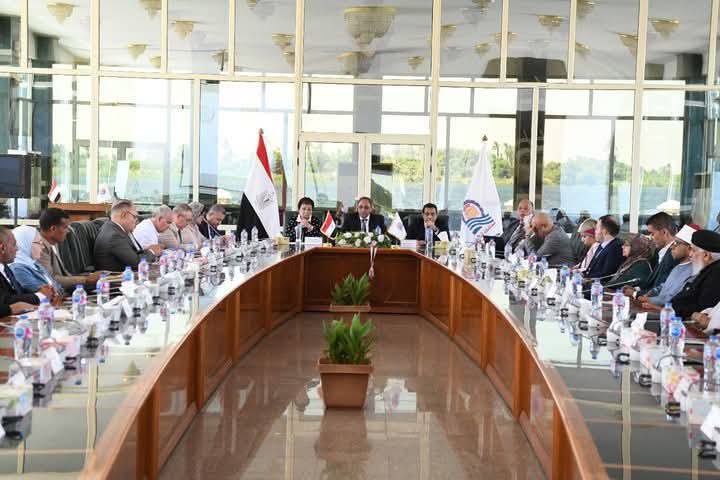 المجلس الإقليمي للسكان بمحافظة قنا