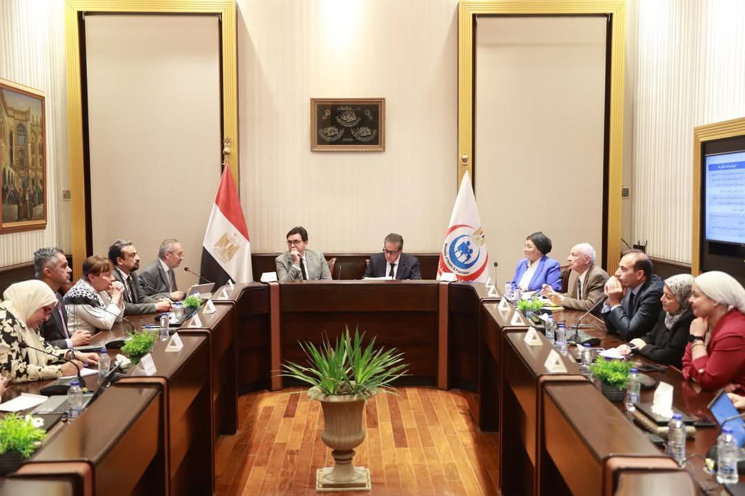 "مناقشة خارطة الطريق للمشاريع المختلفة للمبادرة الرئاسية "بداية