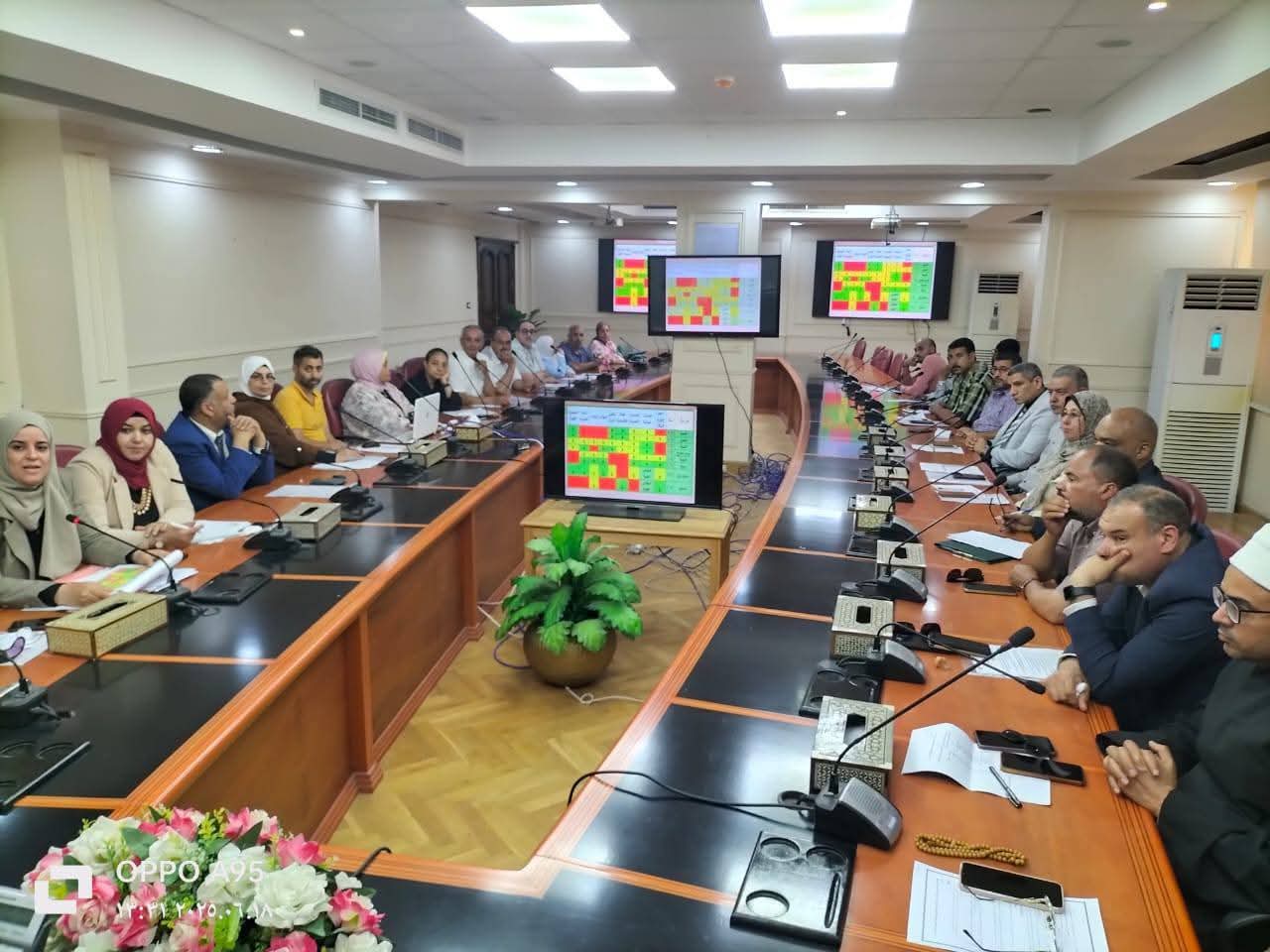 سكرتير عام  محافظة مطروح  يعقد اجتماعا تنسيقيا لوضع خطة توعوية بمشاركة جميع الجهات المعنية